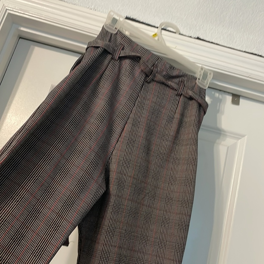 Pants - Picture 5 of 8